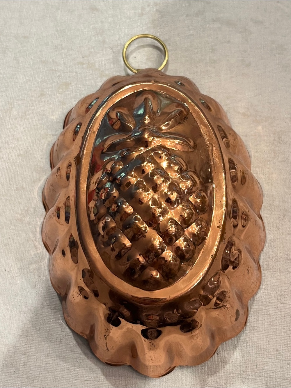Vintage style Copper Pineapple Hanging Mold. So southern farmhouse!